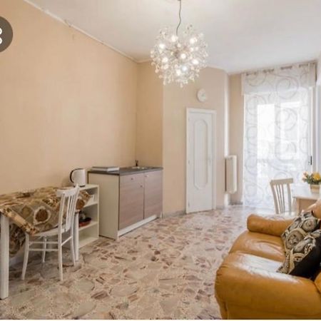 B&B Palazzo Veliero Al Castello Torre Maggiore Екстериор снимка