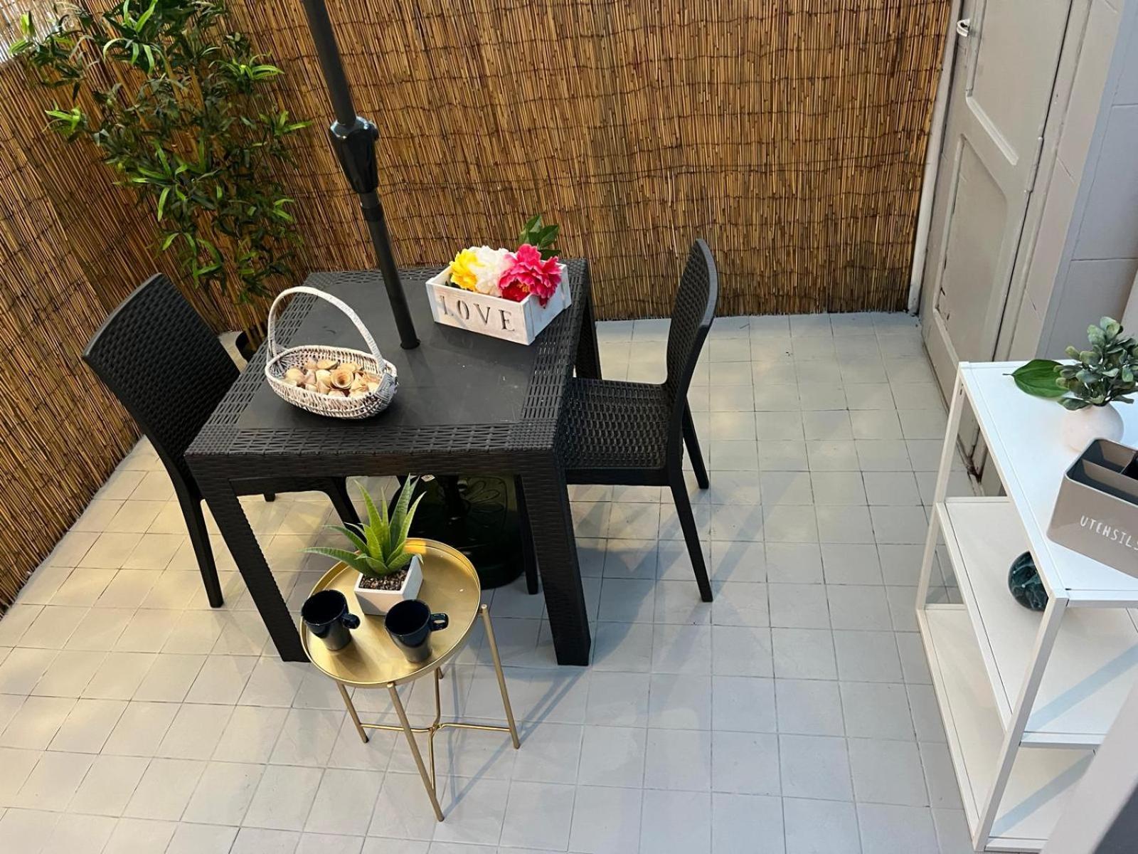 B&B Palazzo Veliero Al Castello Torre Maggiore Екстериор снимка